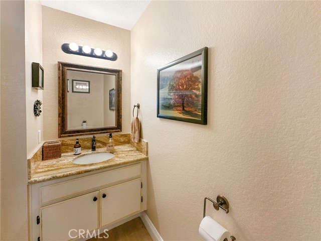 Image 6 of 20 For 24395 Landover Road 155