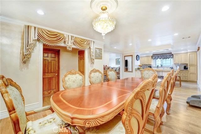 Detail Gallery Image 4 of 16 For 19530 Enadia, Reseda,  CA 91335 - 3 Beds | 2 Baths