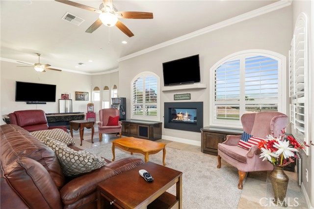 Detail Gallery Image 28 of 50 For 11035 Rio Mesa Dr, Bakersfield,  CA 93308 - 4 Beds | 3 Baths