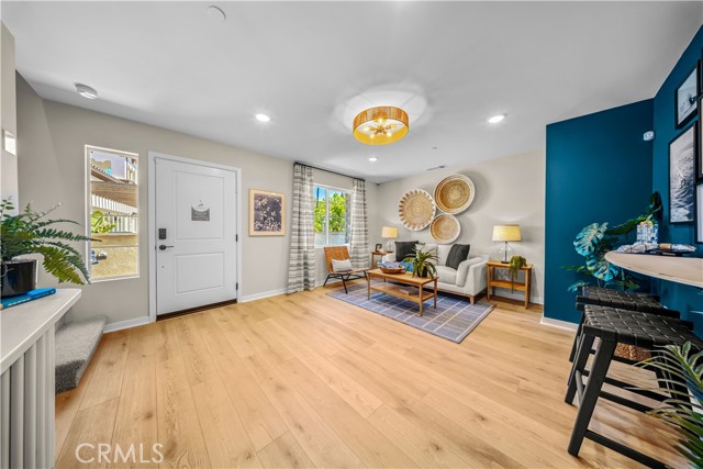 Detail Gallery Image 5 of 18 For 2853 via Descanso, Camarillo,  CA 93012 - 2 Beds | 2/1 Baths