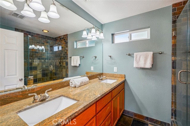 Detail Gallery Image 14 of 25 For 211 S 3rd Ave, Upland,  CA 91786 - 2 Beds | 2 Baths