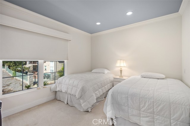 Image 18 of 49 For 71 Golf Ridge Drive