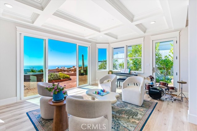 507 Via Florida, San Clemente CA: https://media.crmls.org/medias/b688dc51-8860-4c97-9157-7cb8fe71e257.jpg