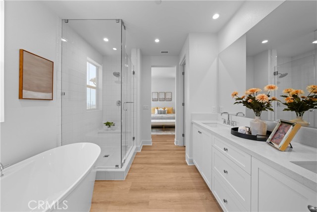 114 eversedge, Irvine CA: https://media.crmls.org/medias/b68a786e-9102-45d9-b89e-aef614fa0a8d.jpg