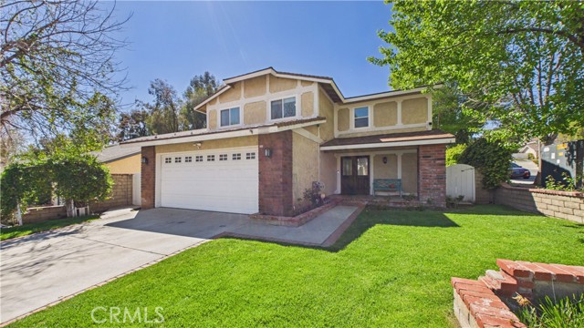 Detail Gallery Image 3 of 33 For 27563 Open Crest, Saugus,  CA 91350 - 4 Beds | 2/1 Baths