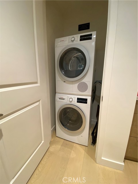 Detail Gallery Image 7 of 26 For 400 S Broadway #1014,  Los Angeles,  CA 90013 - 1 Beds | 1 Baths