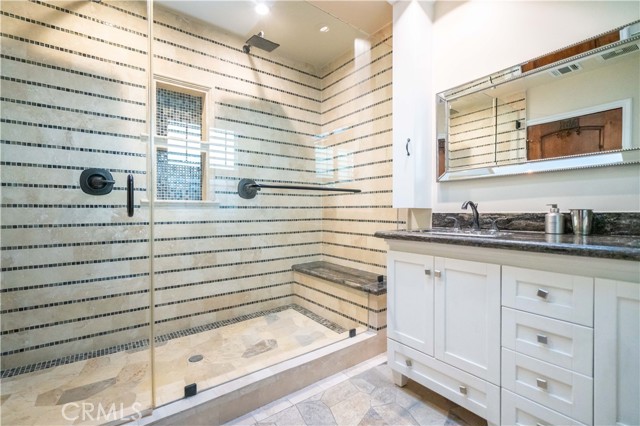 Detail Gallery Image 22 of 29 For 17159 Kingsbury, Granada Hills,  CA 91344 - 5 Beds | 3 Baths
