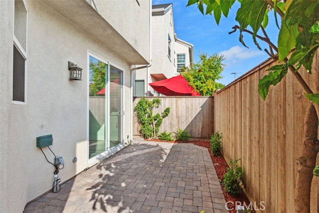 Detail Gallery Image 29 of 32 For 303 Canoe Pond, Costa Mesa,  CA 92627 - 3 Beds | 2/1 Baths