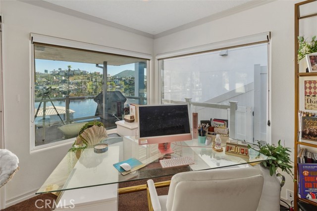 Detail Gallery Image 7 of 51 For 22386 Whirlaway, Canyon Lake,  CA 92587 - 3 Beds | 3 Baths