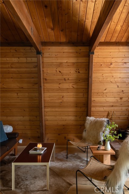 Detail Gallery Image 9 of 25 For 26486 Forest Ln, Twin Peaks,  CA 92391 - 2 Beds | 1/1 Baths