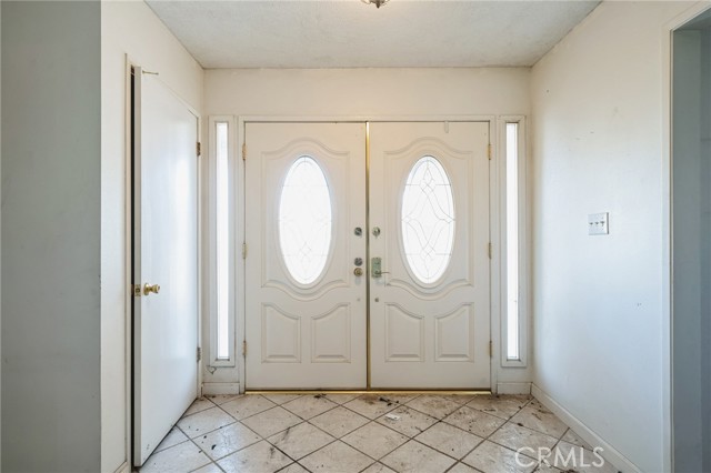 Detail Gallery Image 6 of 30 For 4225 Glencannon St, Bakersfield,  CA 93308 - 3 Beds | 2 Baths