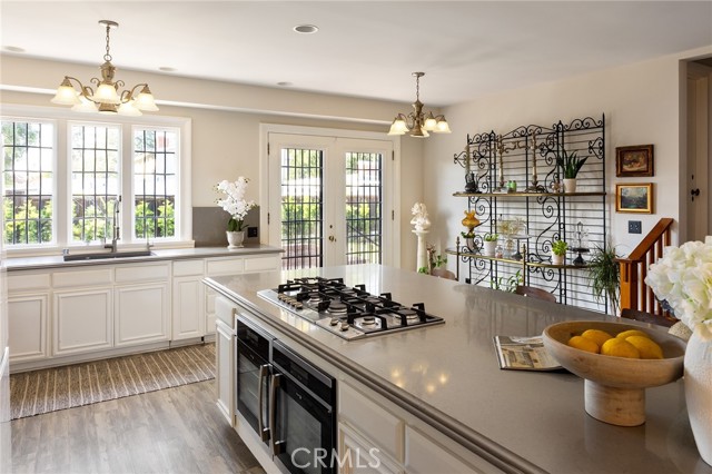 Detail Gallery Image 43 of 62 For 11 La Linda Dr, Long Beach,  CA 90807 - 8 Beds | 4/3 Baths
