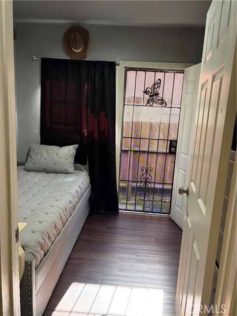 Detail Gallery Image 15 of 16 For 8637 Holmes, Los Angeles,  CA 90002 - 2 Beds | 1 Baths