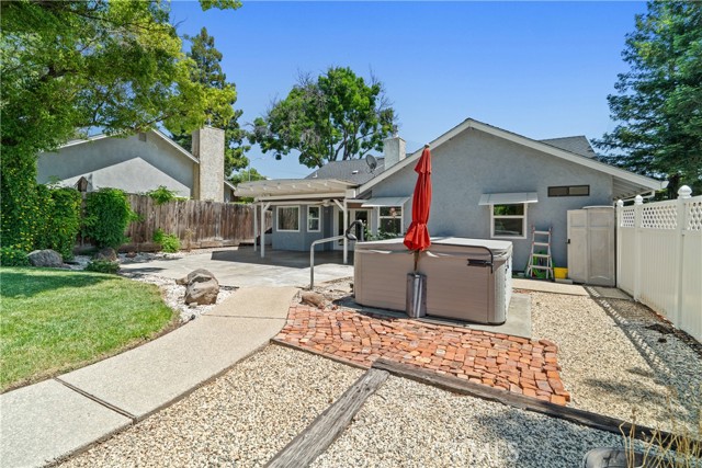 3014 California Park Drive, Chico CA: https://media.crmls.org/medias/b6952e62-e387-4808-b293-25eb3144d1d7.jpg
