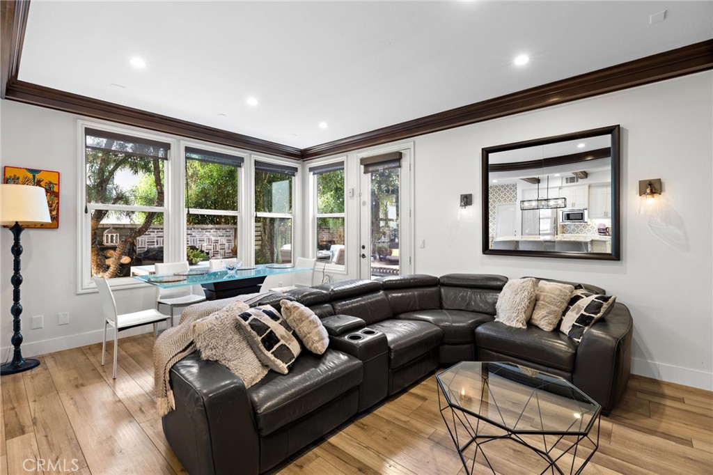 MLS #OC25022354 img 7