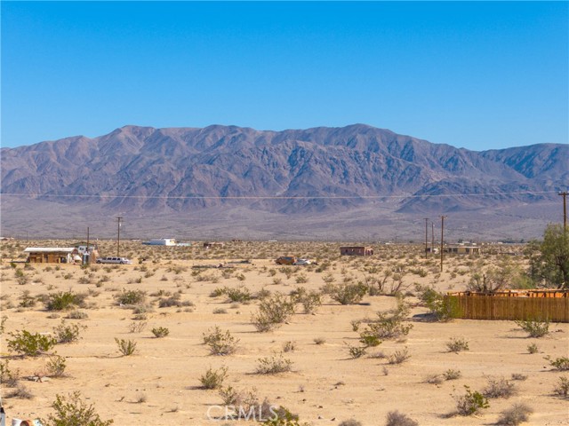 Detail Gallery Image 45 of 58 For 81412 Picadilly Rd, Twentynine Palms,  CA 92277 - 2 Beds | 1 Baths