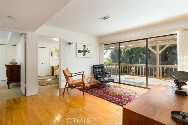 1315 Via Zumaya, Palos Verdes Estates CA: https://media.crmls.org/medias/b696ec9f-c108-46d2-8e55-c8d88e0da3ee.jpg