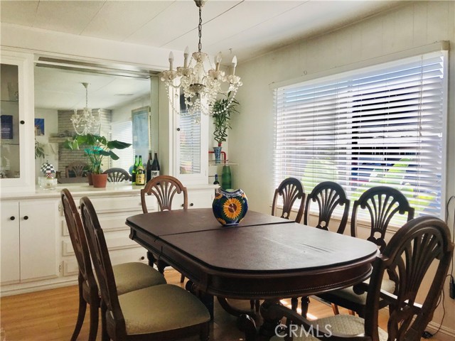 Formal dining room - view  2