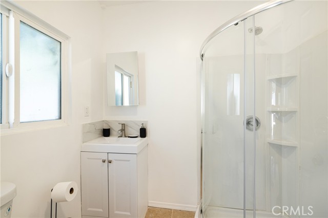 Detail Gallery Image 7 of 9 For 8561 Orion Ave #2,  North Hills,  CA 91343 - 0 Beds | 1 Baths