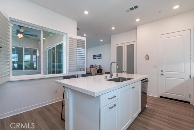 Detail Gallery Image 12 of 52 For 27089 Amber Sky Way, Valencia,  CA 91381 - 3 Beds | 2/1 Baths