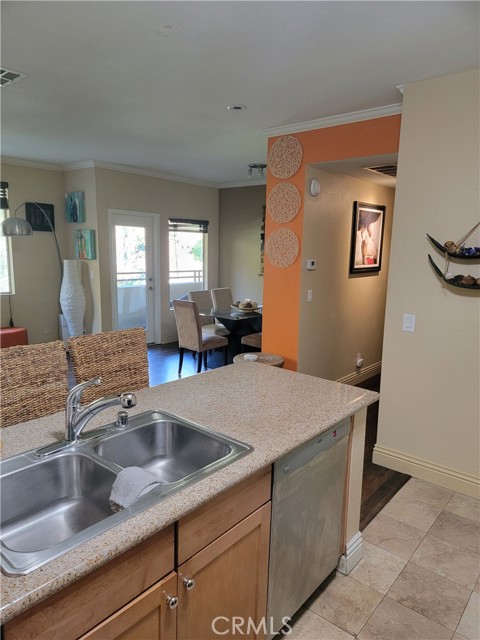 Detail Gallery Image 2 of 16 For 22681 Oakgrove #536,  Aliso Viejo,  CA 92656 - 1 Beds | 1 Baths