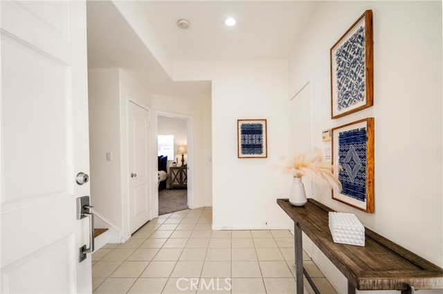 Detail Gallery Image 18 of 20 For 2401 Vanderbilt Ln #B,  Redondo Beach,  CA 90278 - 3 Beds | 2/1 Baths