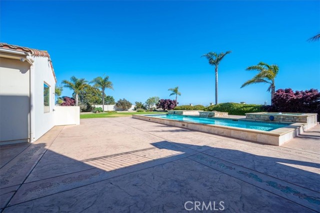 1685 Scenic View Way, Nipomo CA: https://media.crmls.org/medias/b6987da4-948e-4ab7-8d67-2443e674d34b.jpg