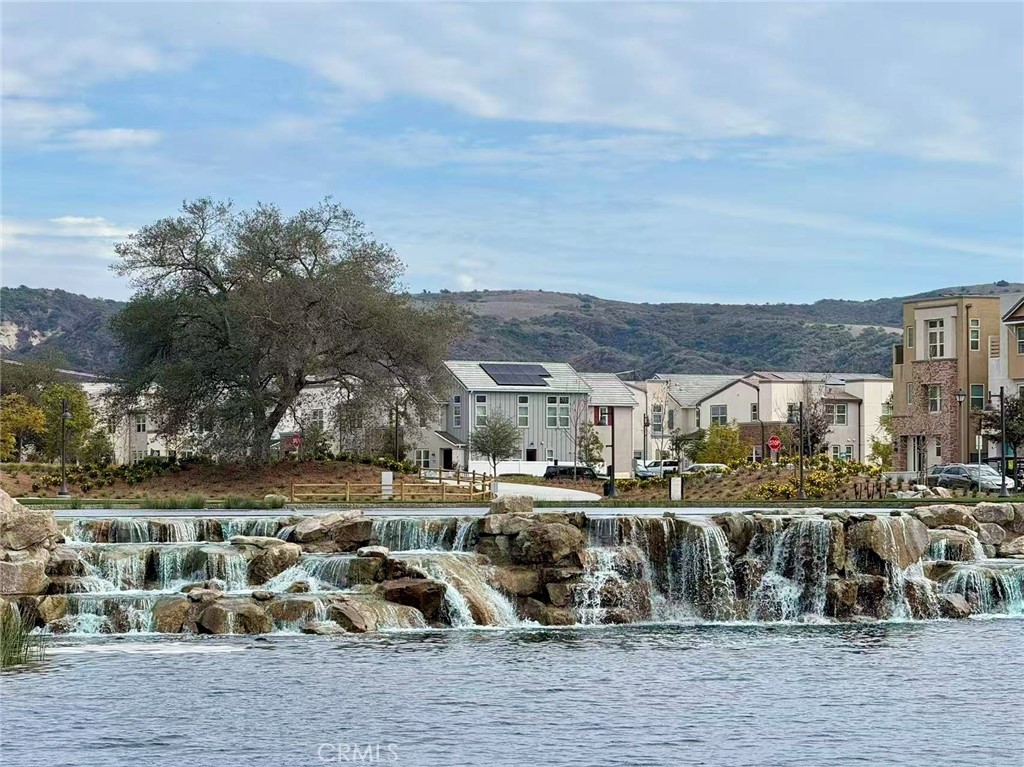 MLS #WS25276842 image #15