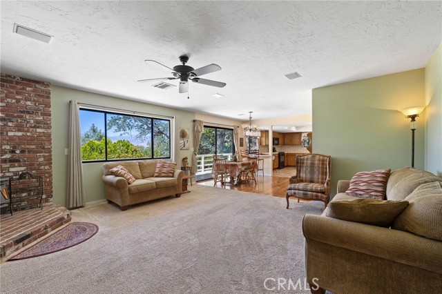 Detail Gallery Image 11 of 55 For 3113 Raccoon Dr, Lake Isabella,  CA 93240 - 3 Beds | 2 Baths