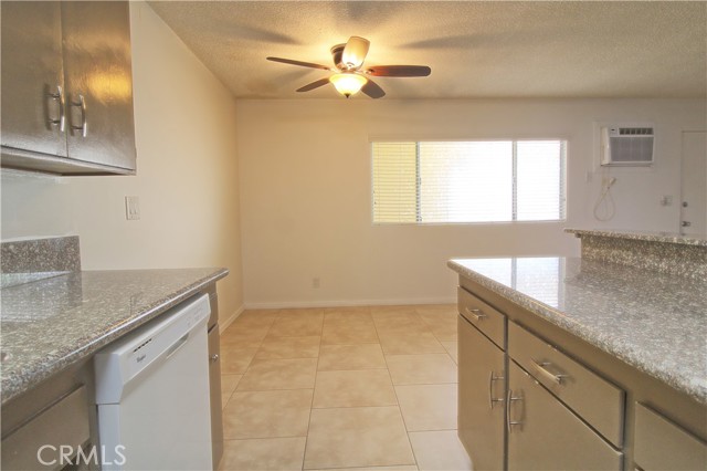 Detail Gallery Image 6 of 9 For 807 E Cottonwood Rd #2,  Palm Springs,  CA 92262 - 1 Beds | 1 Baths