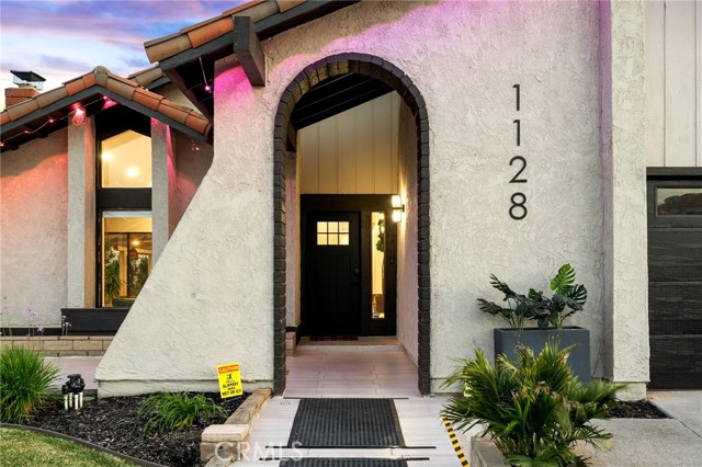 Detail Gallery Image 3 of 32 For 1128 Dawn Ridge Way, Covina,  CA 91724 - 3 Beds | 2 Baths