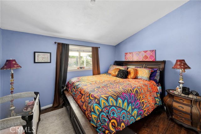 Detail Gallery Image 14 of 23 For 19026 Stillmore, Canyon Country,  CA 91351 - 3 Beds | 1 Baths