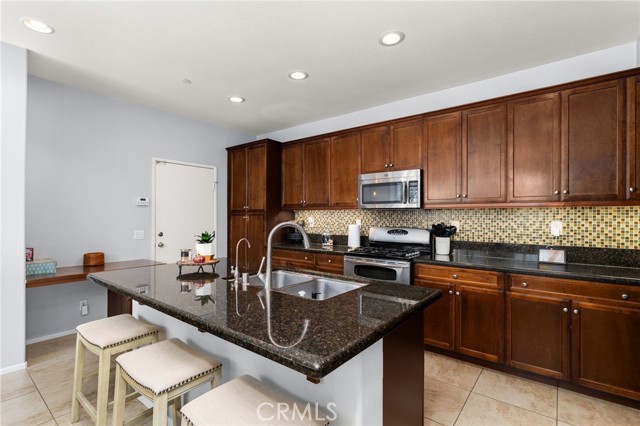 Detail Gallery Image 9 of 36 For 12549 Marco Ln, Corona,  CA 91752 - 4 Beds | 2/1 Baths