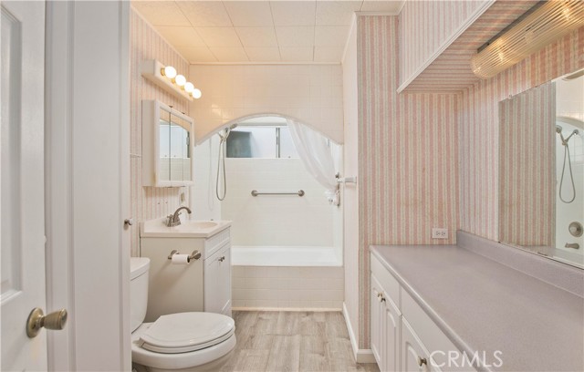 Main House Bathroom