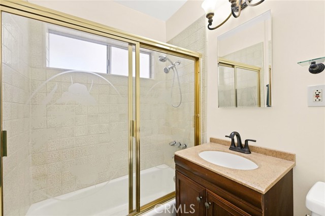 Detail Gallery Image 13 of 34 For 13275 17th, Chino,  CA 91710 - 3 Beds | 1 Baths