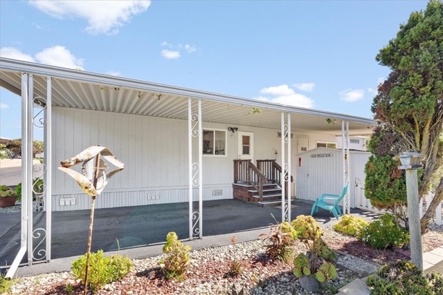 1701 Los Osos Valley Road, Los Osos CA: https://media.crmls.org/medias/b69fcdae-8d85-4628-9561-03f2251fb39e.jpg