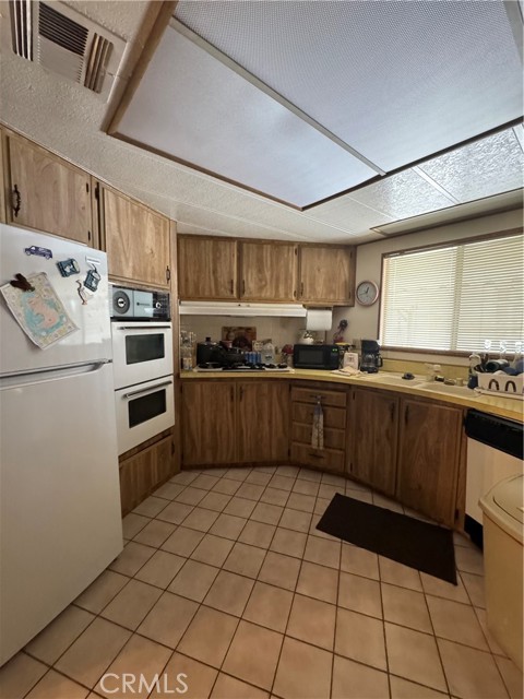 Detail Gallery Image 6 of 8 For 27601 Sun City, Sun City,  CA 92586 - 2 Beds | 2 Baths