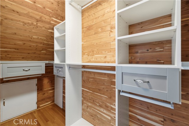 Detail Gallery Image 28 of 74 For 8615 Skyline Dr, Los Angeles,  CA 90046 - 3 Beds | 3 Baths