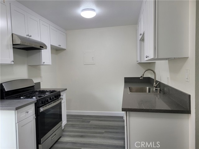 3523 W Del Monte Drive, Anaheim CA: https://media.crmls.org/medias/b6a2d114-e3e6-4dc1-9ee5-cf118d5a3c24.jpg