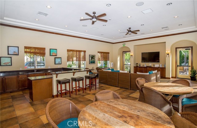 544 S Casita Street, Anaheim CA: https://media.crmls.org/medias/b6a3a8a4-5910-4a34-894b-5ef214fdd10d.jpg