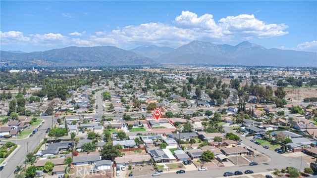 4552 La Deney Street, Montclair CA: https://media.crmls.org/medias/b6a4d61d-2d85-419e-ba29-e4f1435258c0.jpg