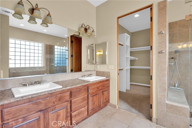 Detail Gallery Image 37 of 75 For 11042 Joshua Rd, Apple Valley,  CA 92308 - 4 Beds | 4 Baths