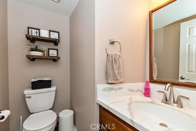 Detail Gallery Image 19 of 36 For 12467 Park Ave, Chino,  CA 91710 - 3 Beds | 2/1 Baths