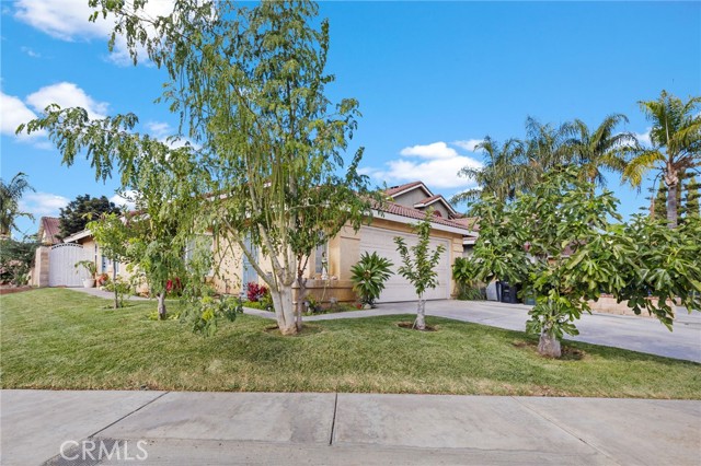 Detail Gallery Image 3 of 29 For 11376 Winery, Fontana,  CA 92337 - 3 Beds | 2 Baths