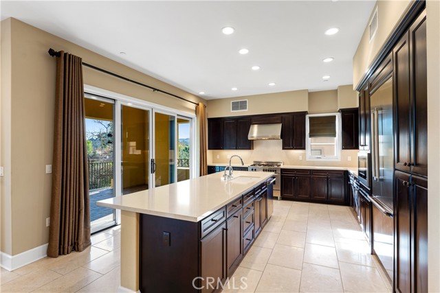 Detail Gallery Image 7 of 29 For 23500 Park Sorrento #C41,  Calabasas,  CA 91302 - 3 Beds | 3/1 Baths