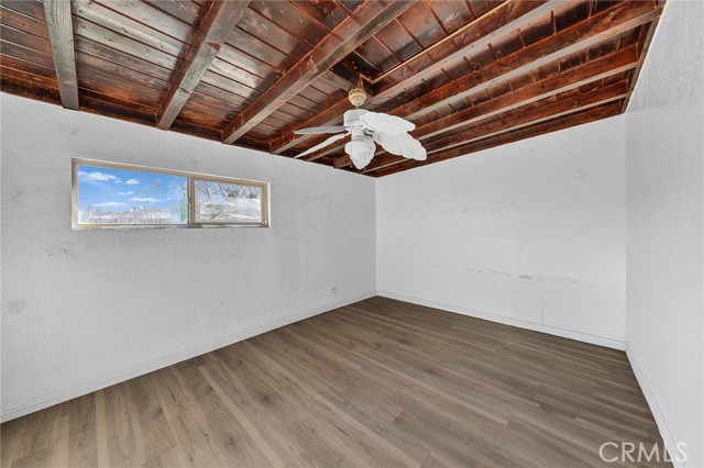 Image 29 of 73 For 31516 Clay River Road