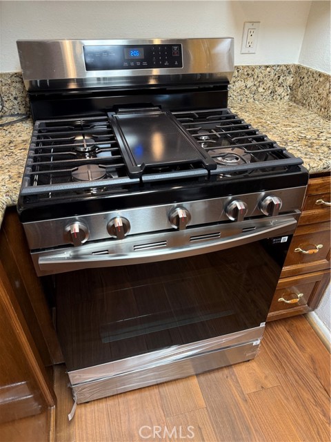 Detail Gallery Image 25 of 27 For 1001 W Macarthur Bld #116,  Santa Ana,  CA 92707 - 2 Beds | 2 Baths