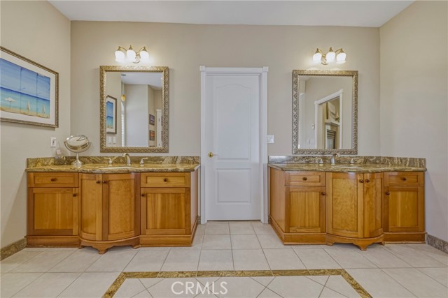 Detail Gallery Image 53 of 60 For 1282 Carolina, Merced,  CA 95340 - 4 Beds | 3 Baths