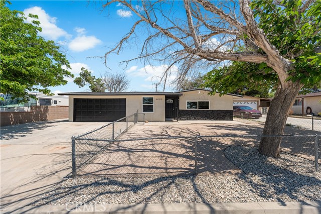 Detail Gallery Image 1 of 6 For 44510 21st St, Lancaster,  CA 93536 - 5 Beds | 3 Baths