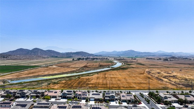 31134 Bay Horse Way, Menifee CA: https://media.crmls.org/medias/b6aa5d24-f251-4a98-9fcc-dba6e7f2267f.jpg